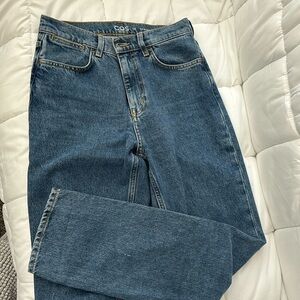 COS straight regular mid rise ankle length size 26 in mid blue color